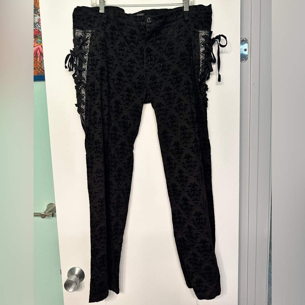 Rare 3XL Devil Fashion Men’s black damask velour cotton spandex blend pants